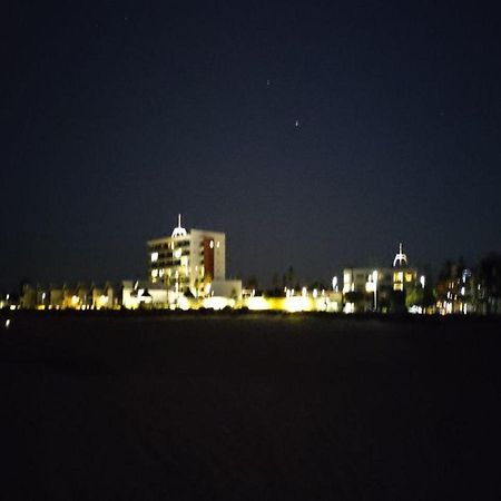 A 406 Fantastic Ocean Beach And Marina View Apt - Mandurah Exterior foto