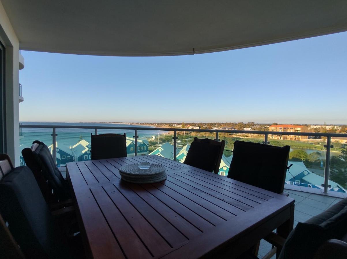 A 406 Fantastic Ocean Beach And Marina View Apt - Mandurah Exterior foto